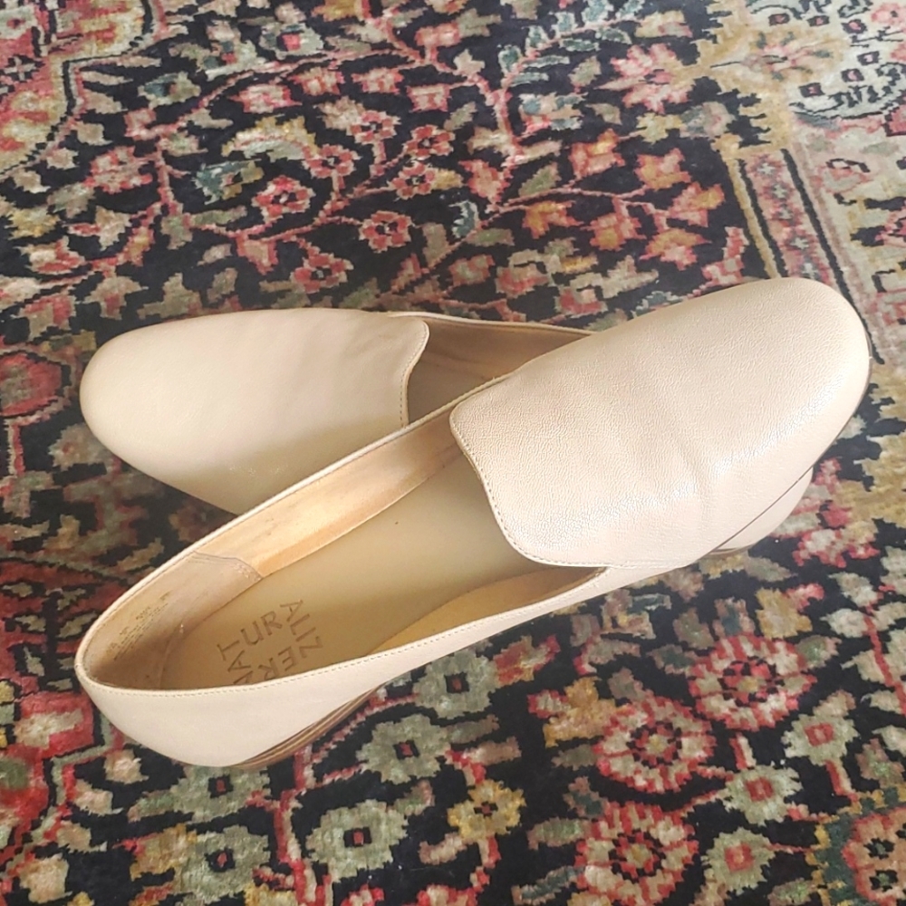 Naturalizer Porcelain Emiline Leather Loafers